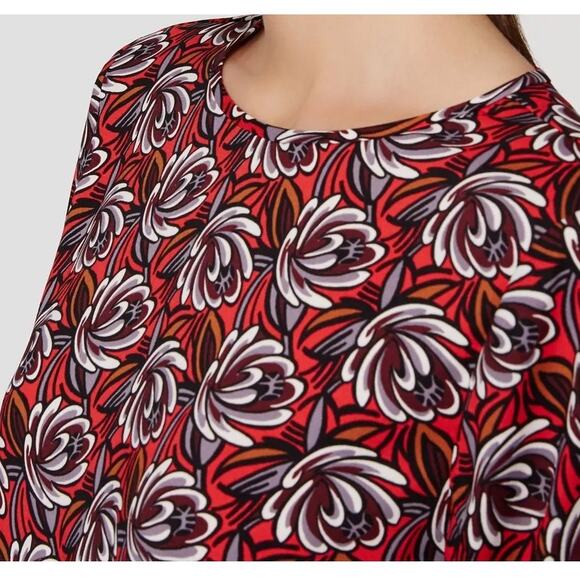 loft TALL Shadow Floral Red Print 3/4 Sleeve Lightweight Knee Length Shift Dress - Picture 2 of 14